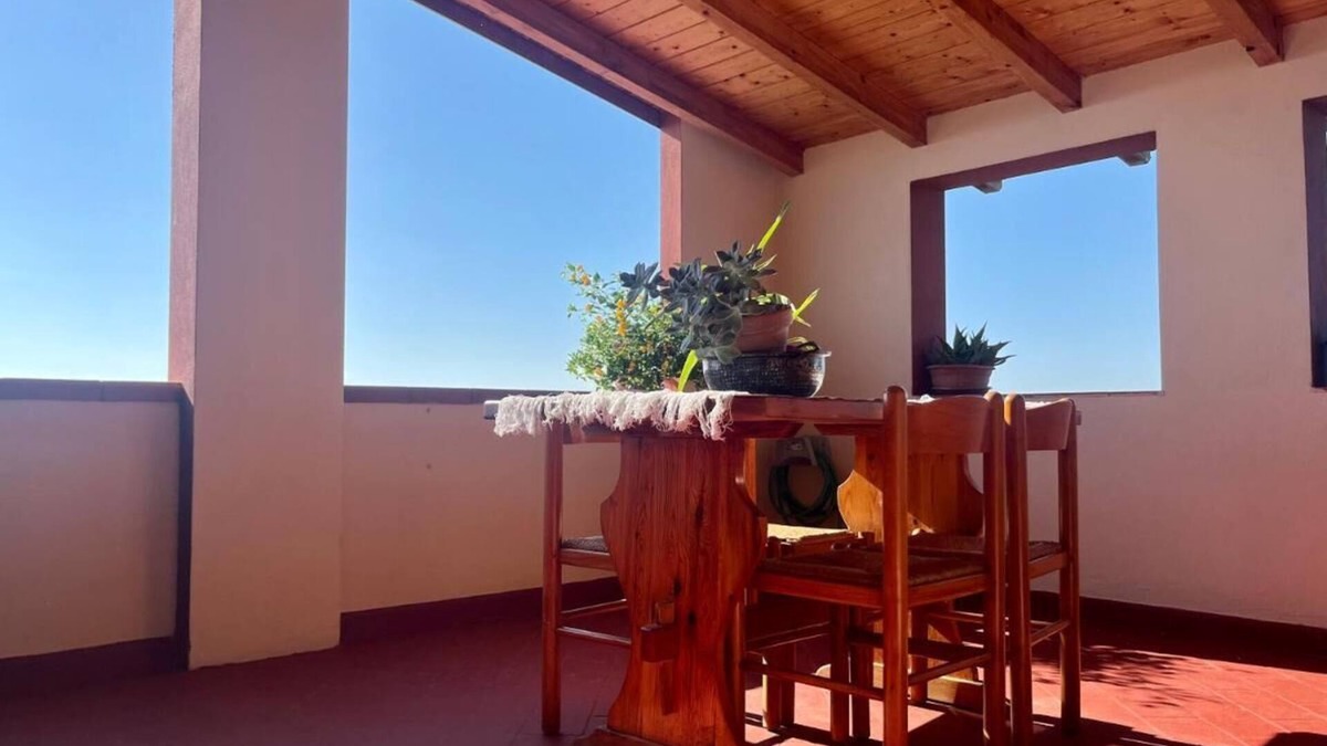 San Sperate Apartment | ROSY's House, A stone's throw from Sculptor Pinuccio Sciola's Sound Garden.