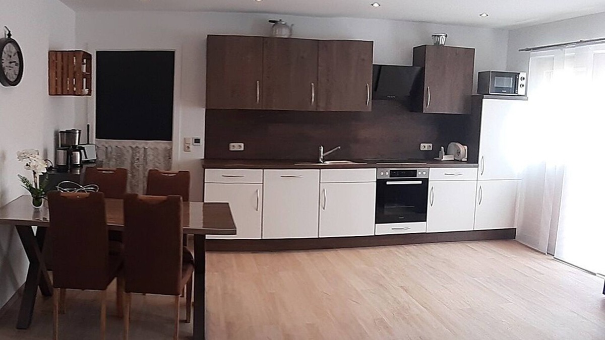 Roßbach Apartment | Rottaler Ferienhaus - vacation apartment "Waldlichtung" with direct garden access