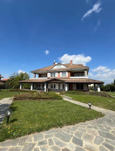 Sanfre House | Rouge Cottage nel Roero