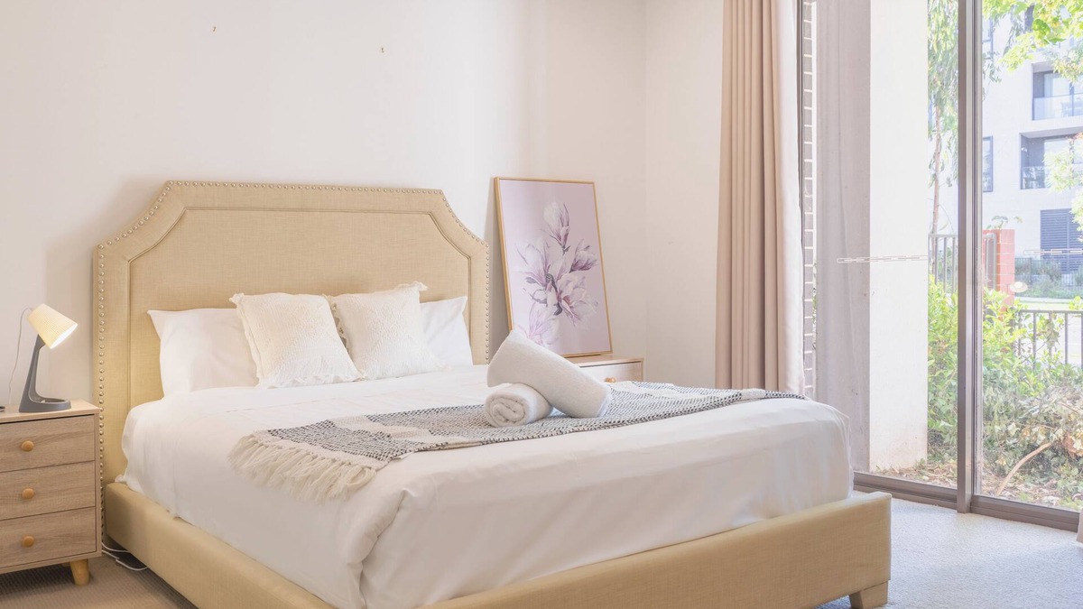 Rouse Hill House | Rousehill/4Br/Near train station/near shopping/park/swimming pool/