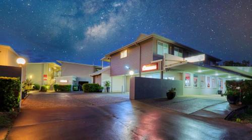 Emerald Hotel | Route 66 Motor Inn