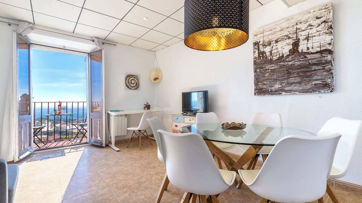Old Town Apartment | Rovellat by Unik Tarragona