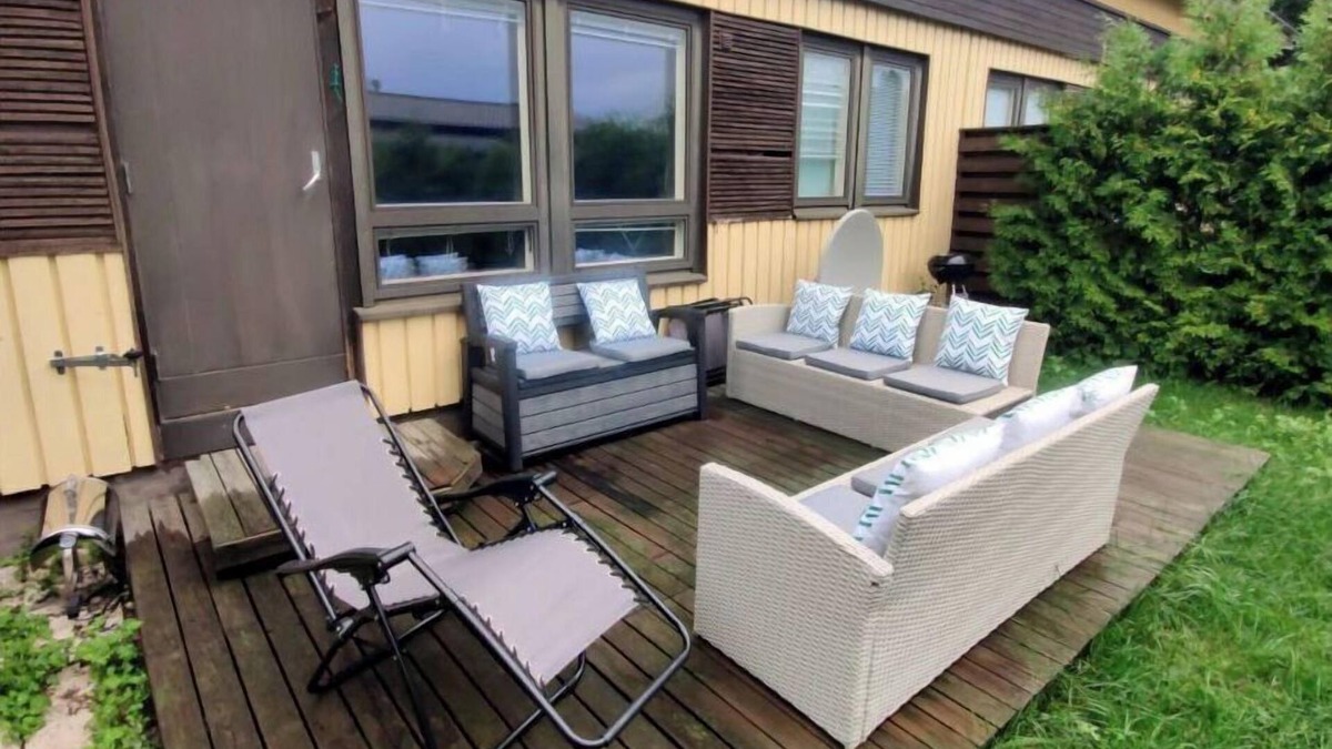 Rauma House | Row House with relaxing terrace in the garden