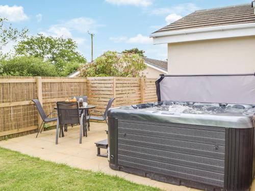St Brides House | Rowan Cottage