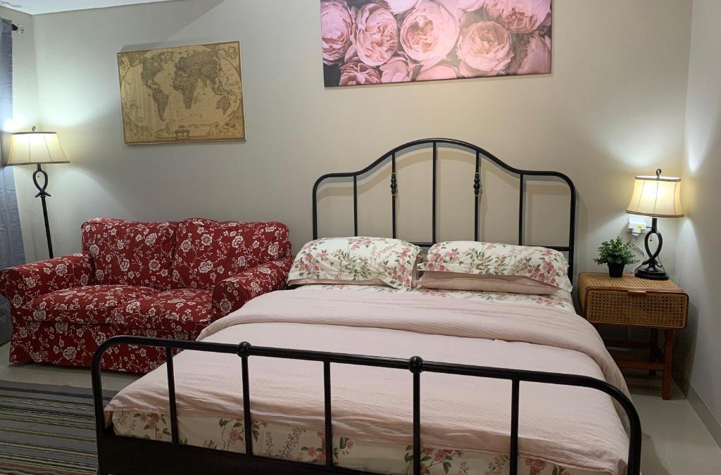 Kedungmanggu Apartment | Royal Bed - Royal Sentul Park Apartment