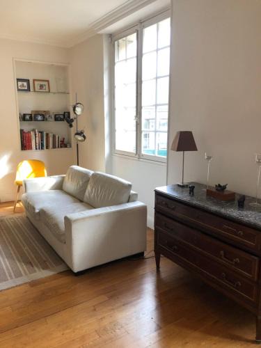 Blois Apartment | Royal