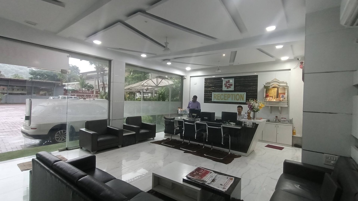 Sasunavghar Hotel | Royal Garden Resort