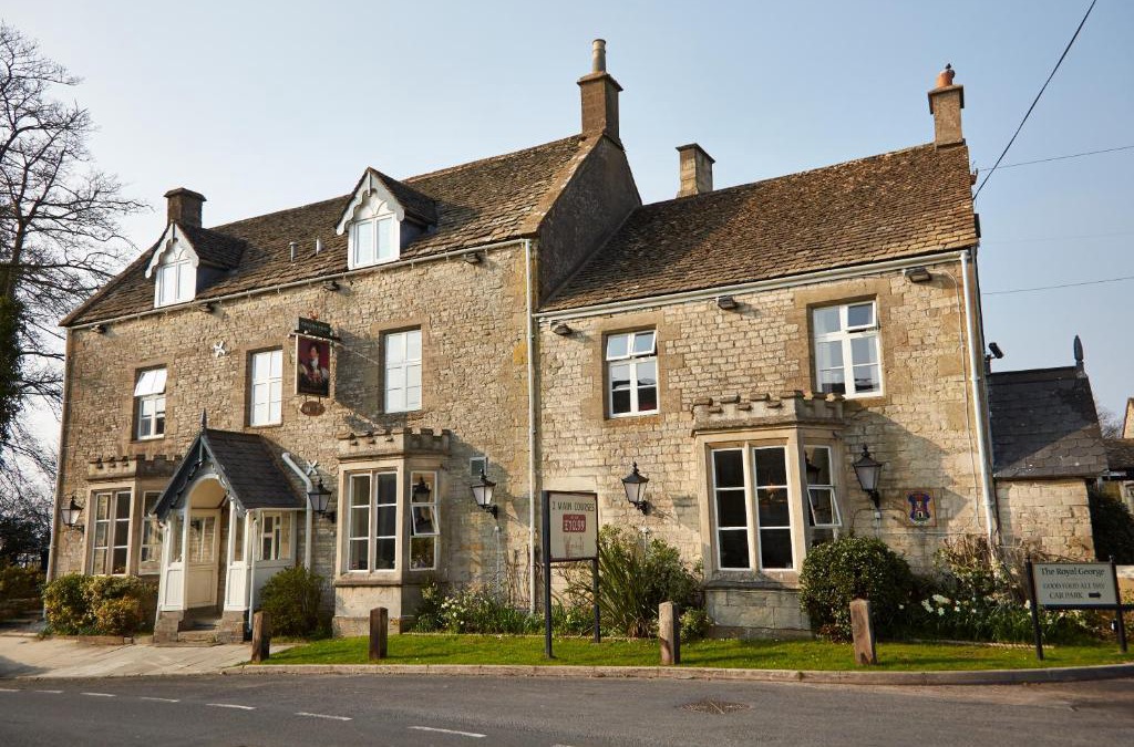 Birdlip Hotel | Royal George Hotel by Greene King Inns