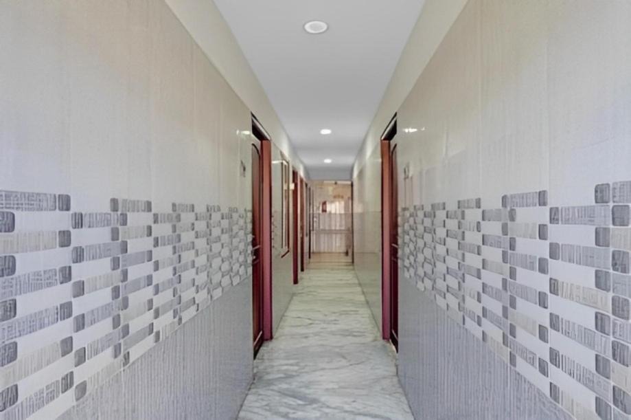 Central Chennai Hotel | Royal Guest House