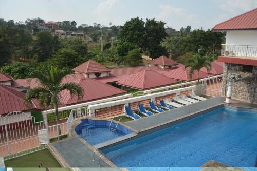 Nungua Hotel | Royal Lee's Hotel
