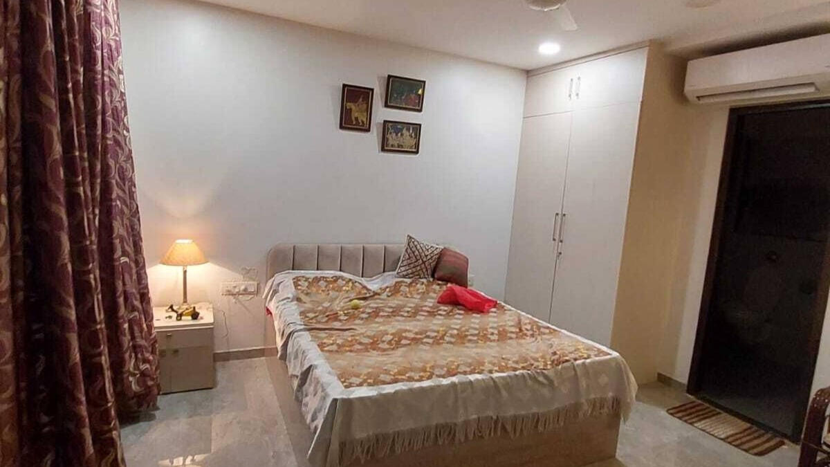Hadapsar Apartment | Royal Nest Premium - Amanora Park Town