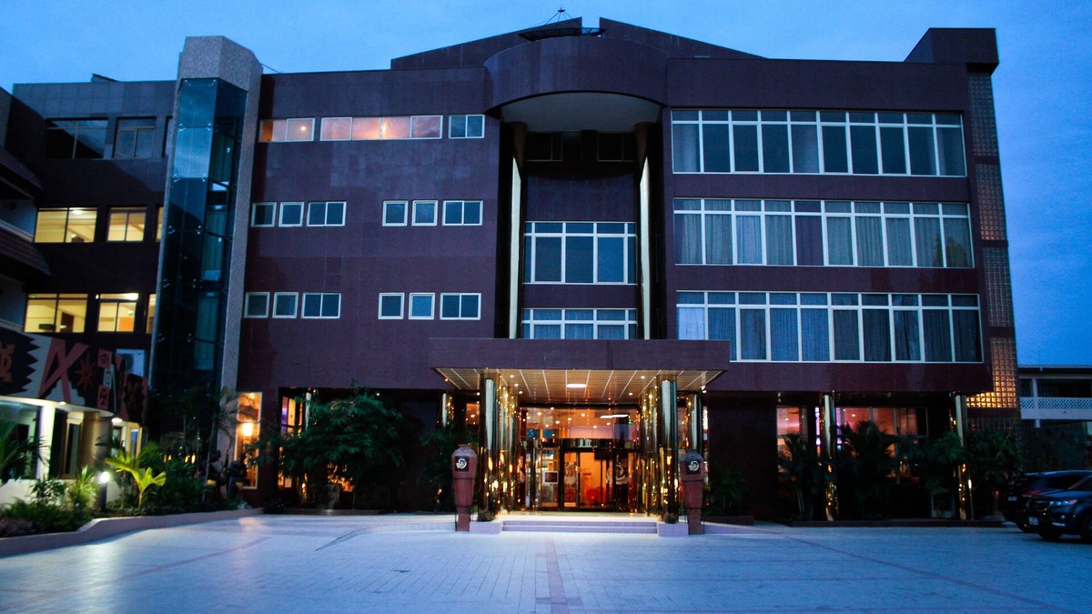Nungua Hotel | Royal Nick Hotel