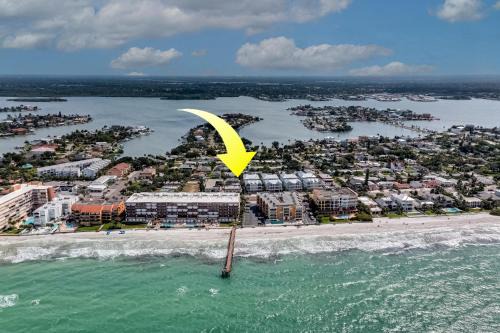 Redington Beach Apartment | Royal Orleans 212