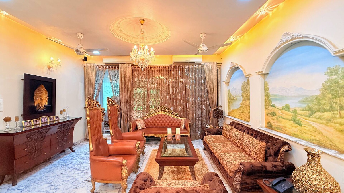 Aarey Colony Villa | Royal Palms 8BHK Luxury Spacez Villa Surrounded by Lush Green Gardens