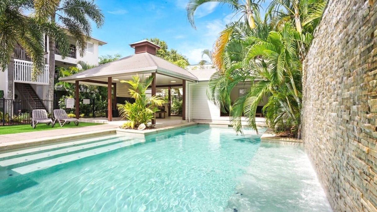 Cairns North Apartment | Royal Pavillions Urban Escape- Affordable Luxury in Cairns CBD | Pool, Parking & Prime Location