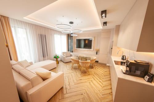 Gdansk City Center Apartment | Royal Residence Apartment