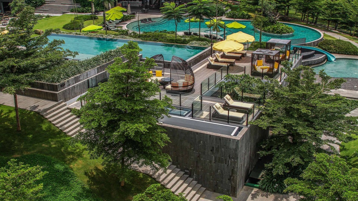 Sukaraja Hotel | Royal Tulip Gunung Geulis Resort and Golf