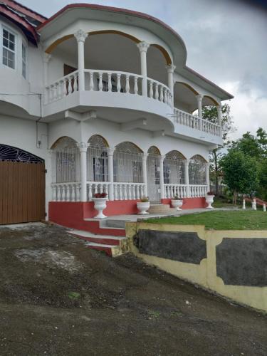 Boston Bay Villa | Royal Villa 360