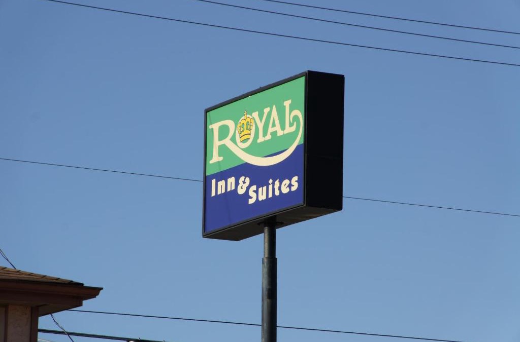 Burlington Hotel | Royalinn & suites