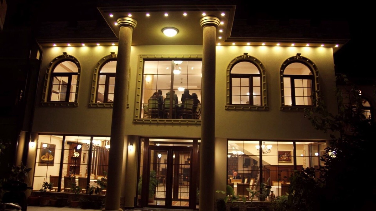 Ranilug Hotel | ROZAFA