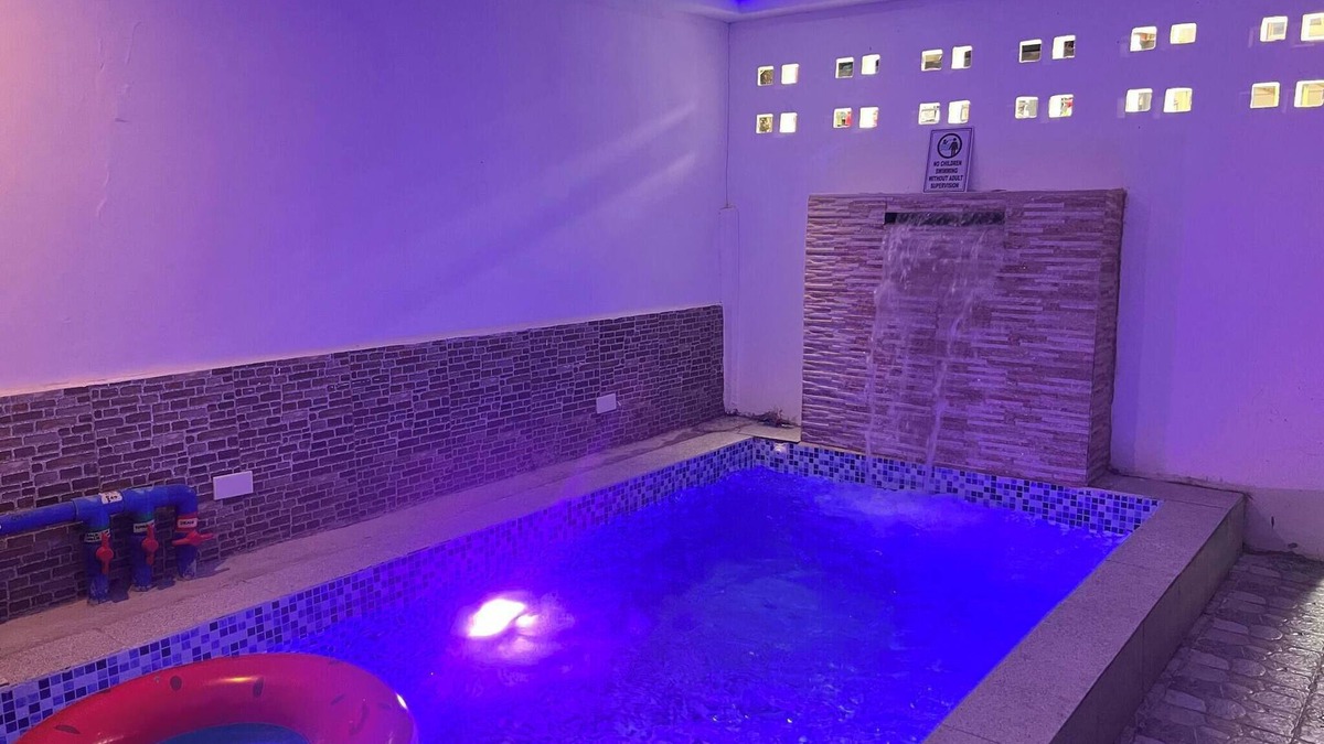 Clark Villa | RQ Pool Villa, Angeles City
