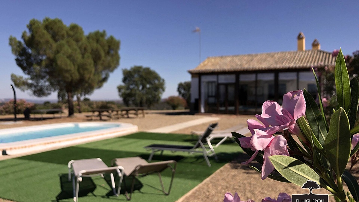 Castilblanco de los Arroyos House | RURAL HOUSE EL HIGUERON