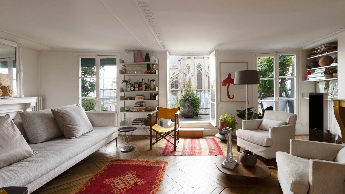 Quartier des Invalides Apartment | Rue de Champagny by onefinestay