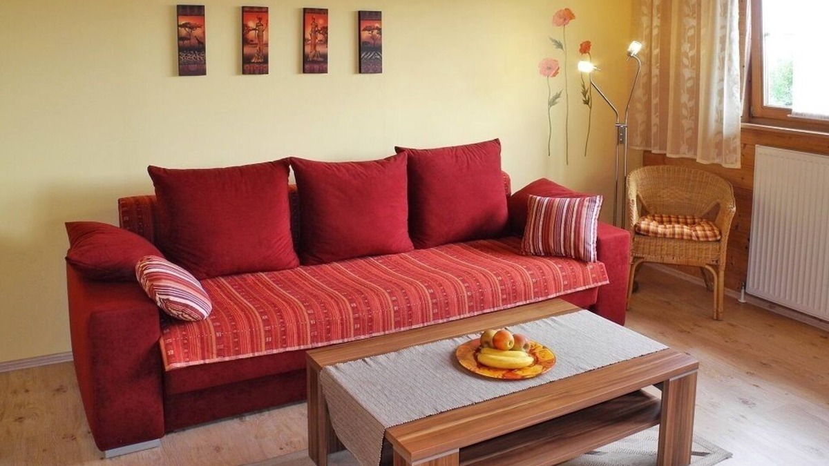 Riedenburg Apartment | Ruhig gelegene FeWo (80qm) im Altmühltal mit Balkon & Spielecke