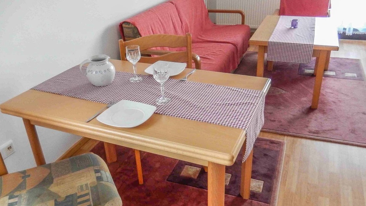 Ruhstorf Apartment | Ruhig gelegene FeWo (48qm) mit Balkon & Blick auf die Morgensonne