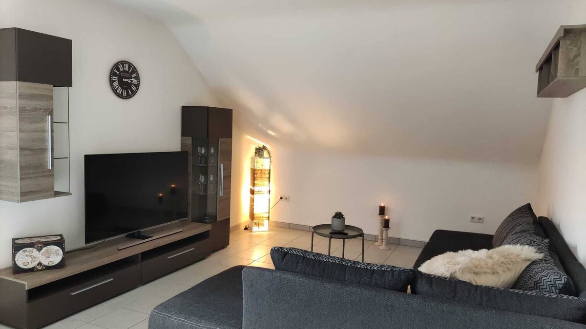 Losheim am See Condo | Ruhige Familienfreundliche Ferienwohnung Direkt im Hochwald