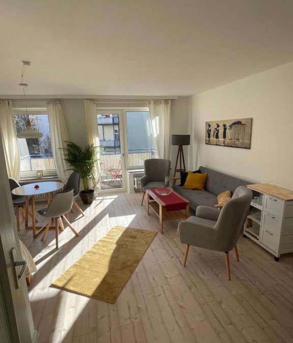 Vorderer Westen Apartment | Ruhige Wohnung mit Parkplatz, charmantes Viertel