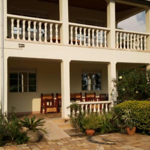 Kitojo House | Rujuna Hilltop Guesthouse