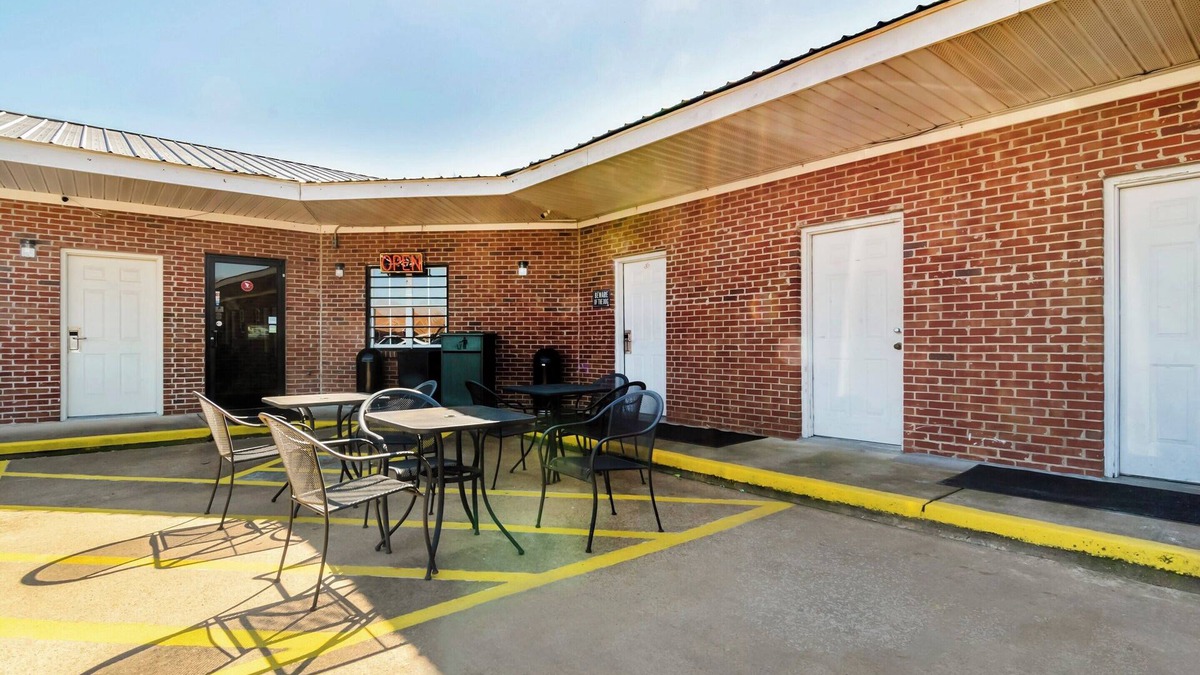 Ruleville Hotel | Ruleville Inn By OYO