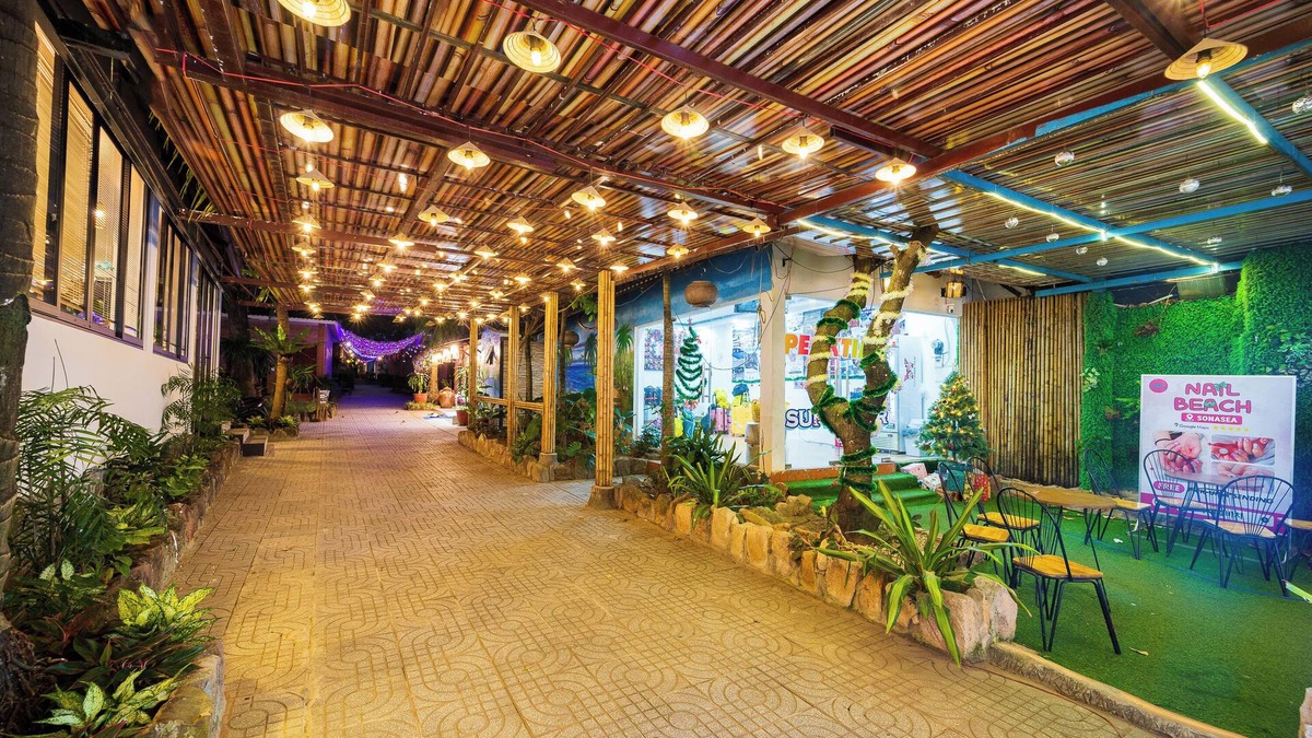 Duong Dong House | Rum Bungalow Resort Phu Quoc