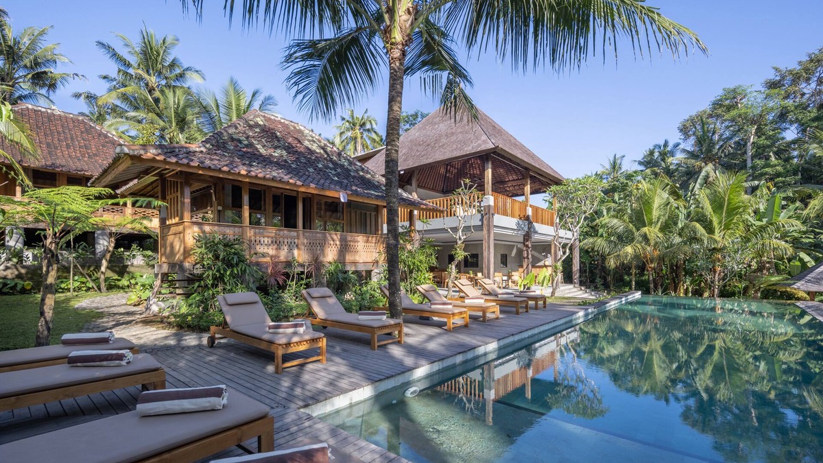 Lodtunduh Resort | RUMAH KAYU RESORT