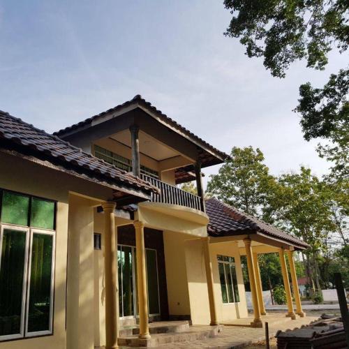 Kampung Abi House | Rumah Madu Tiga Kangar