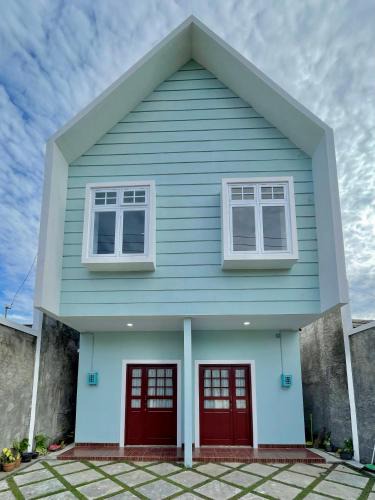 Banjarasri House | Rumah Paron Homestay Barat