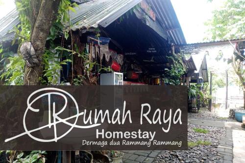 Bantimurung House | Rumah Raya Homestay