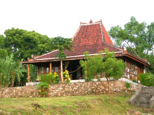 Jerowaru Villa | RUMAH THEA