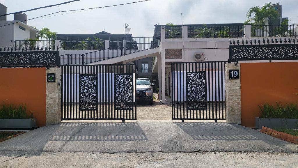 Pekanbaru Apartment | Rumah Tropis - Lantai 1, single room