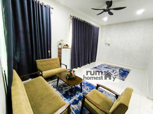 Pekan House | RumaHomestay