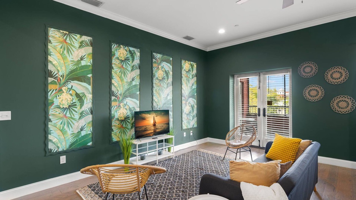 Historic Ybor Apartment | Rumba Roost | Stunning Ybor Studio w/Balcony