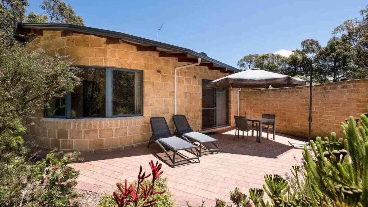 Denmark House | Rumi- Deluxe one BR Chalet