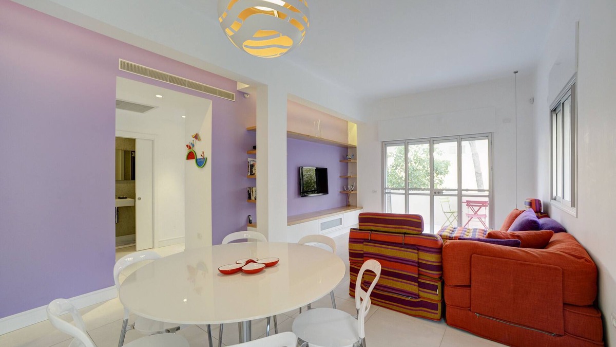 Tel Aviv Apartment | Ruppin St – Stylish 2 Bedroom & Balcony