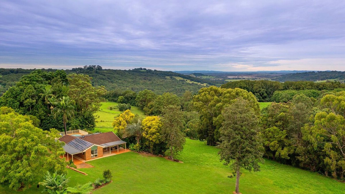 Tregeagle House | Rural 4-bedroom house with stunning views