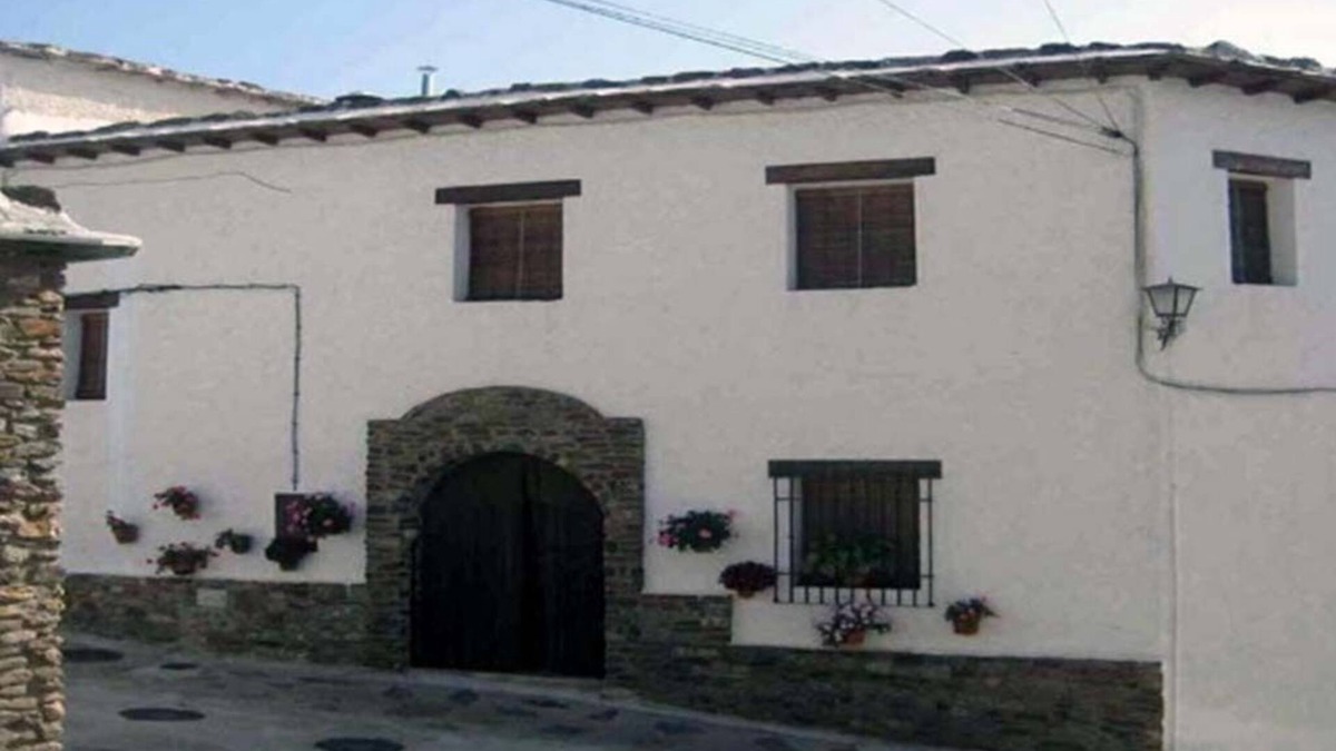 Bubion Cottage | Rural Accommodation El Romero for 9 people