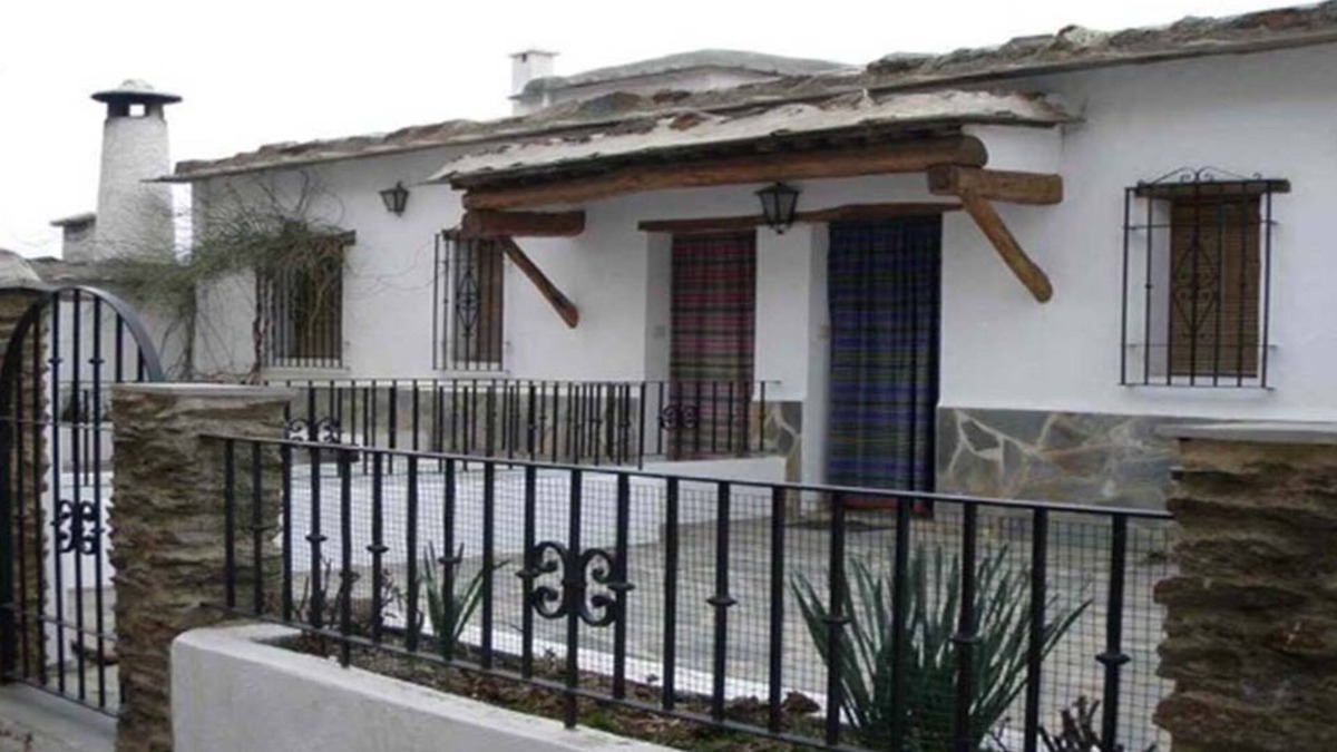 Bubion Cottage | Rural Accommodation El Romero for 5 people
