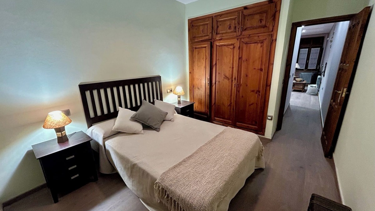 Oballo Cottage | Rural apartment at the gates of Muniellos with mountain views