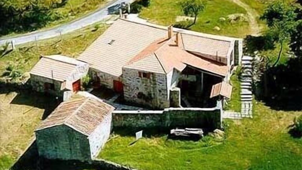 Montederramo Cottage | Rural apartment Caserío da Castiñeira for 2 people