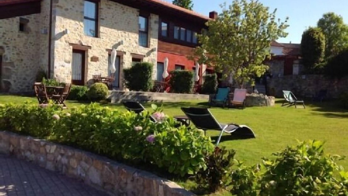 Naves Cottage | Rural apartment El Hospital de Villahormes for 2 people